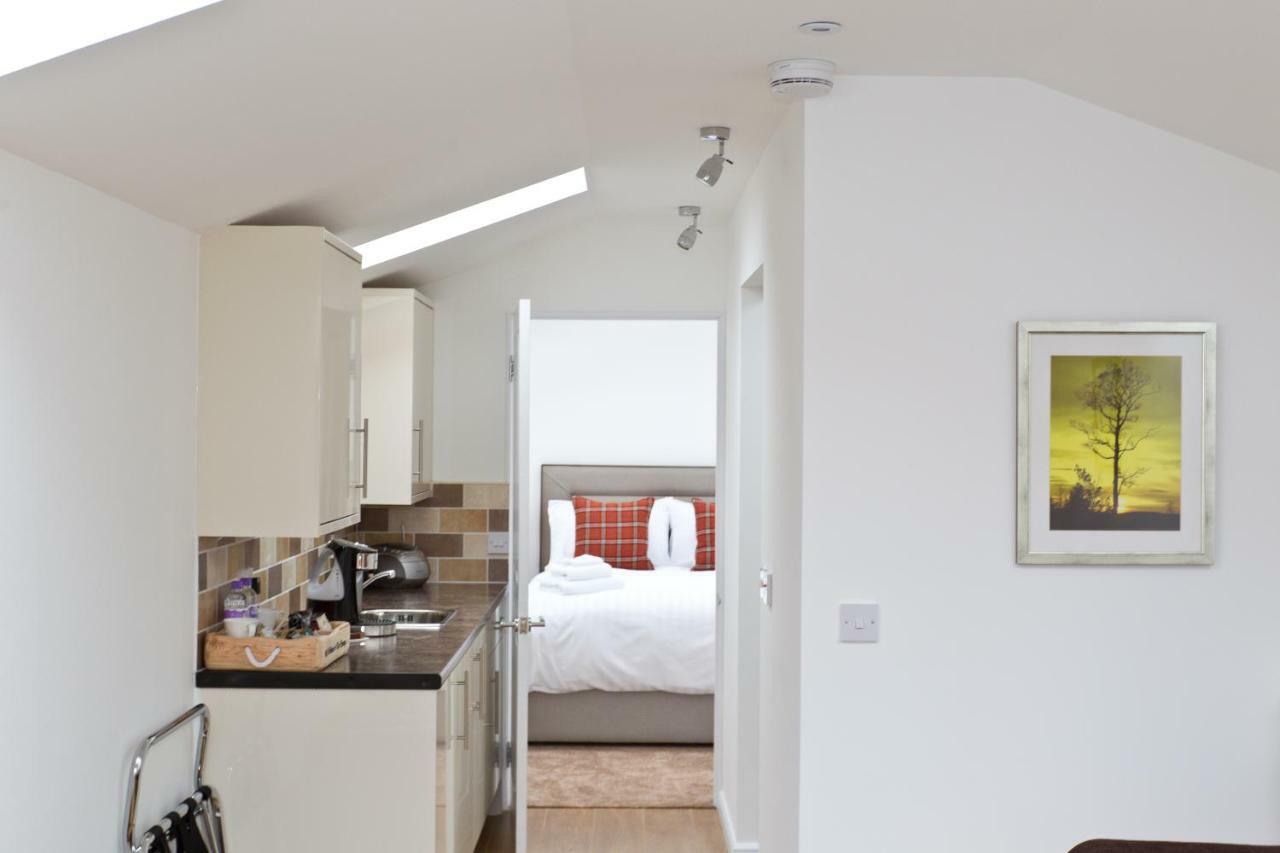 The Chimneys Bed & Breakfast Perth Ngoại thất bức ảnh