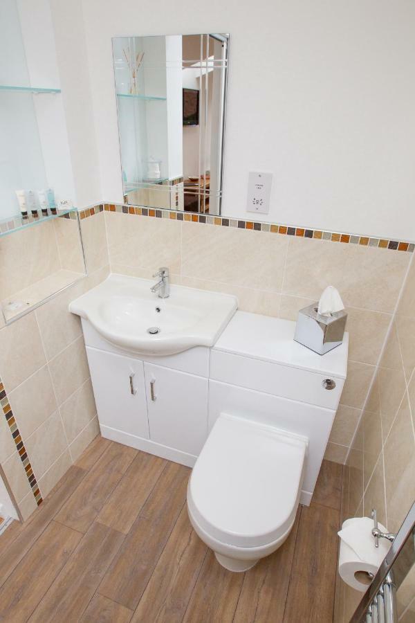 The Chimneys Bed & Breakfast Perth Ngoại thất bức ảnh
